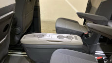 Volkswagen Multivan 2.0 TDI Life 5dr DSG Diesel Estate